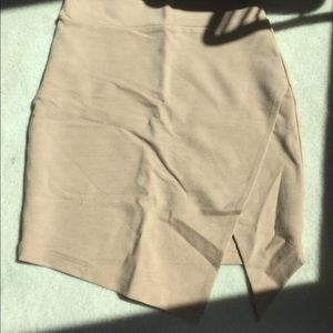 Slit bodycon skirt in nude